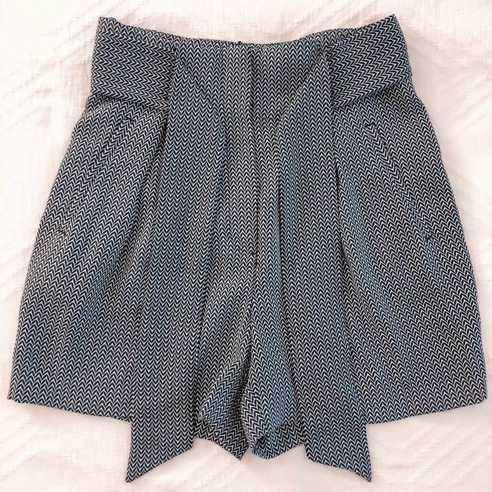 Shorts with tie belt 🔹 H&M